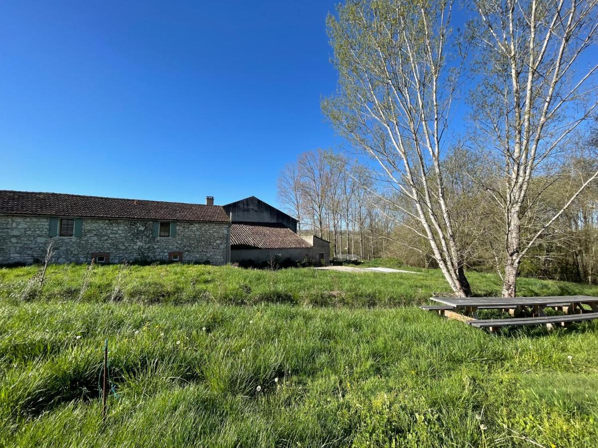 Gite A La Ferme De Verdurette Cordes-Sur-Ciel Exterior photo
